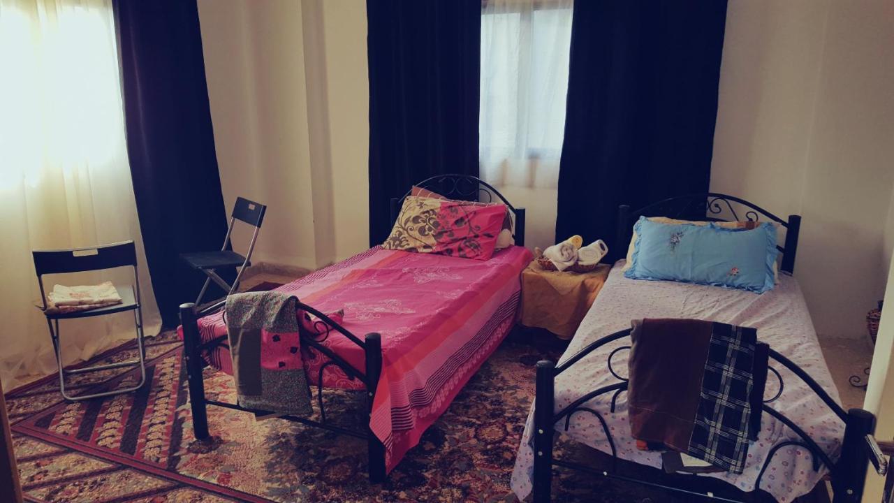 Karak House Hotel Eksteriør billede
